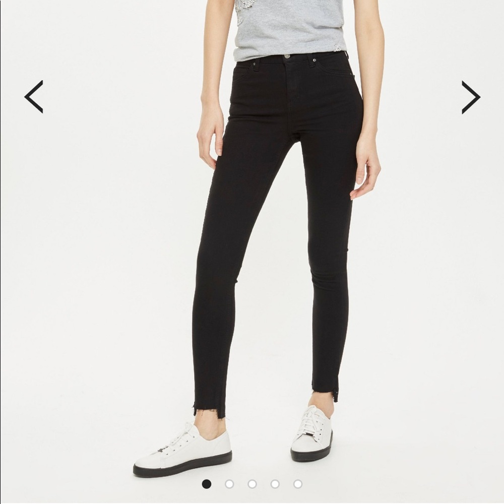 TOPSHOP Black Stepped Hem Jamie Jeans W28/L30